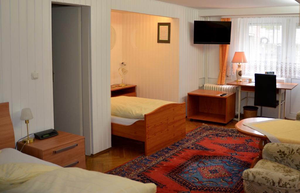 Hotel Waldersee Hannover Kültér fotó