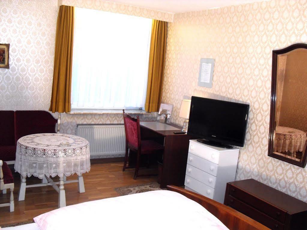 Hotel Waldersee Hannover Kültér fotó